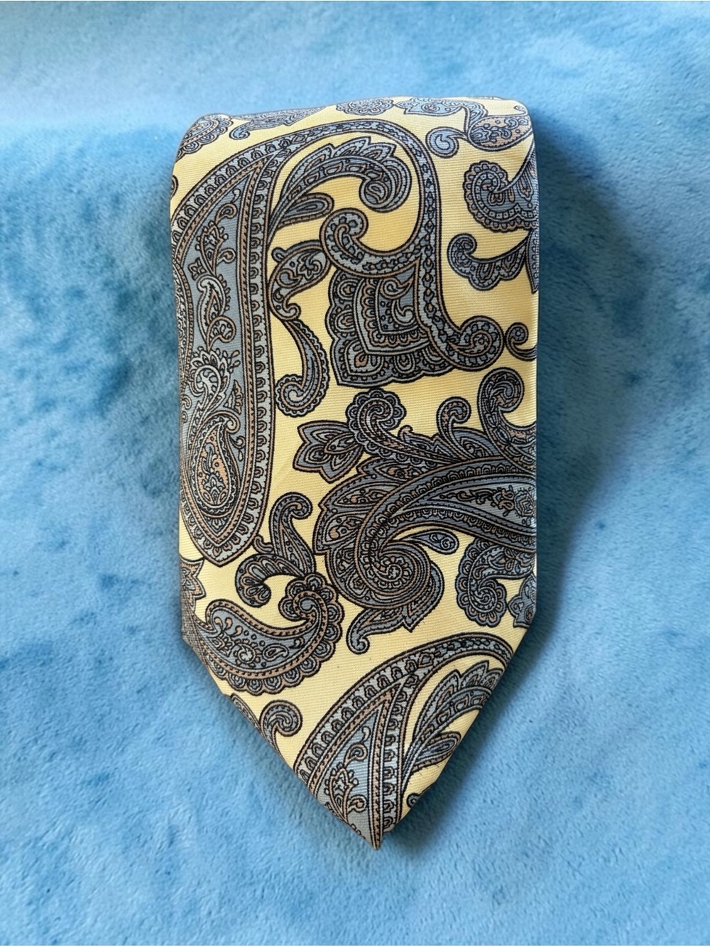 Bert Pulitzer VTG Tie 100% Silk 3.5/57.5 Made in USA Paisley